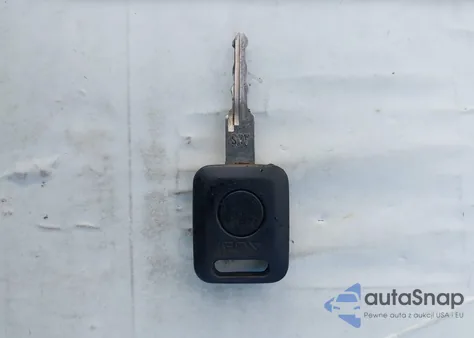 1996 Audi Cabriolet z USA, uszkodzony, nr VIN WAUAA88G3TA007540